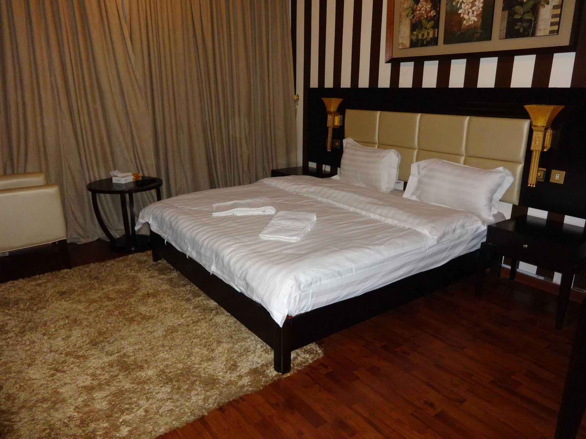 Aparthotel La Fontaine Quraish Suites